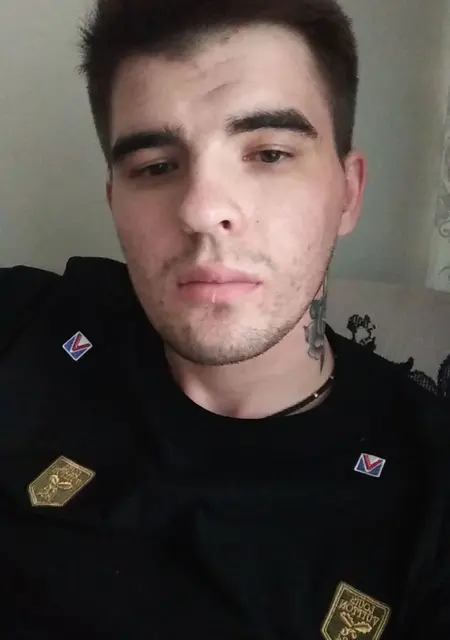 Я Олександр, 24 років з Білої Церкви, шукаю знайомства без зобов'язань