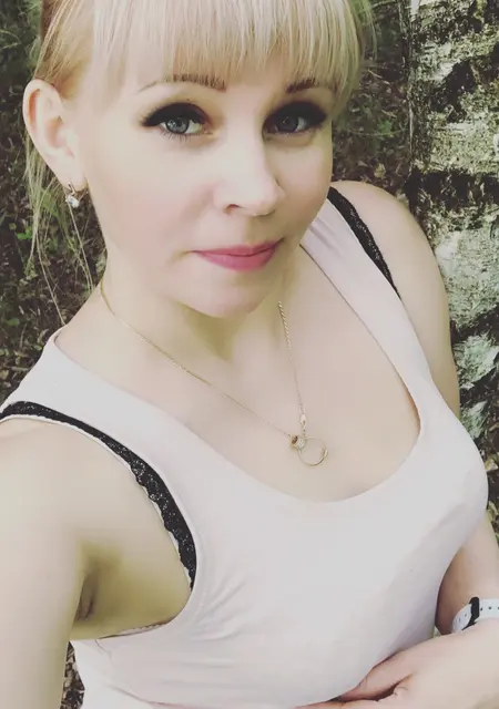 Я Halyna, 35, из Ивано-Франковска, ищу знакомство для приятного времяпровождения