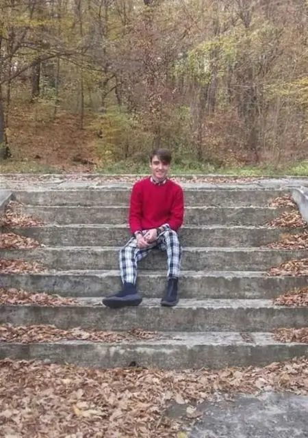 Mihai из Бухареста, мне 21, познакомлюсь