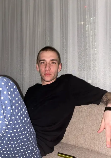 Я Федор, 22, из Граца, ищу знакомства без обязательств