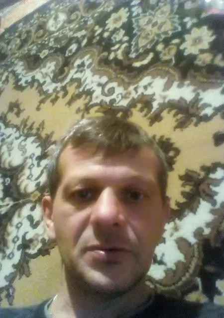 Я Юрий, 50, знакомлюсь на одну ночь в Добровеличковке