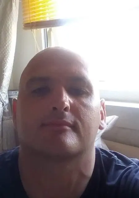 Я Gary, 40, из Лондона, ищу знакомство