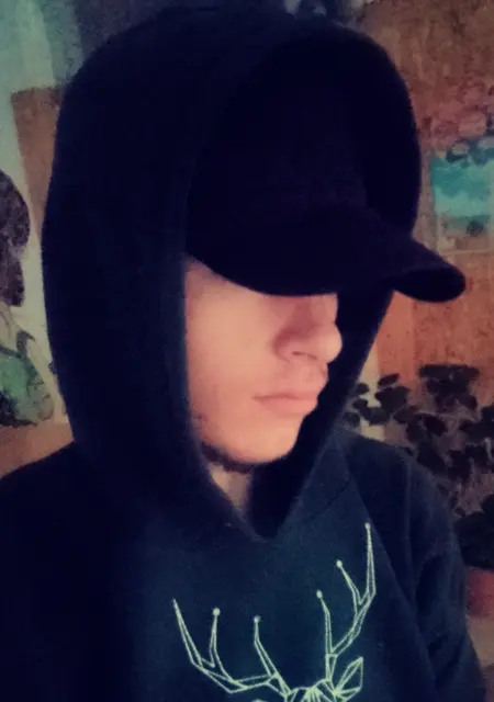 Nazar из Таращи, мне 21, познакомлюсь на одну ночь