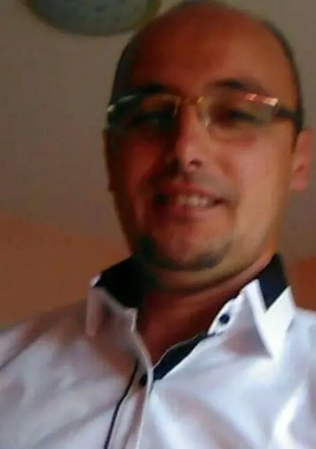 Я Ionut, 42, знакомлюсь в Бухаресте