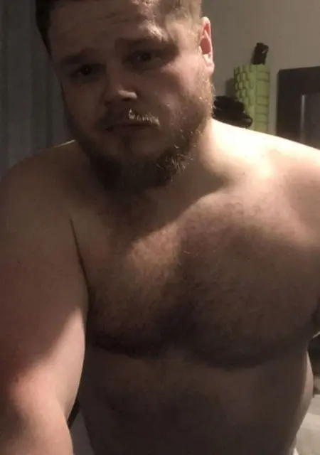 Beefybuttldn из Лондона, мне 36, познакомлюсь