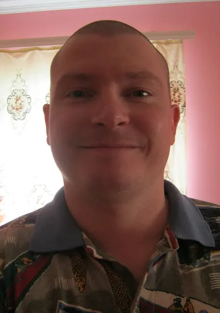 Я Александр, 42, знакомлюсь для дружбы в Черкассах