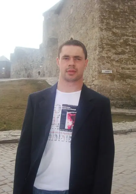 Андрей з Кам’янця-Подільського, мені 37 років, познайомлюсь без зобов'язань