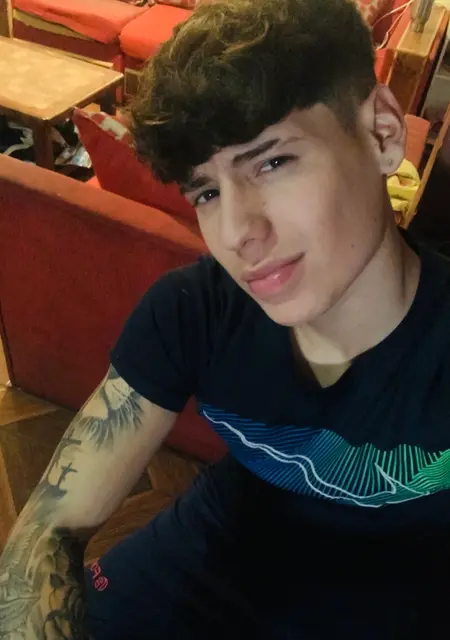 Branco из Сантьяго, мне 19, познакомлюсь на одну ночь