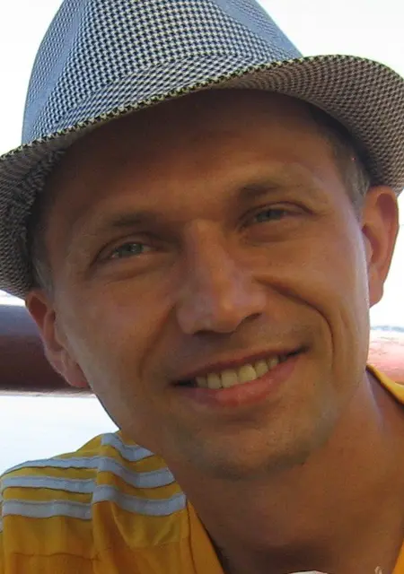 Я Алексей, 48 років з Полтавы, шукаю знайомства на одну ніч