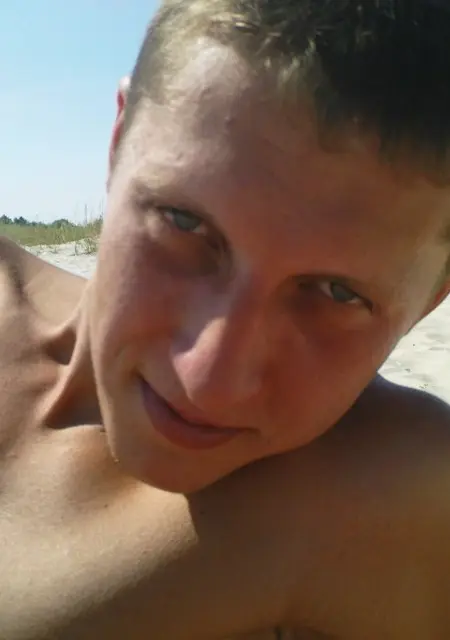 Александр из Калиновки, мне 38, познакомлюсь без обязательств