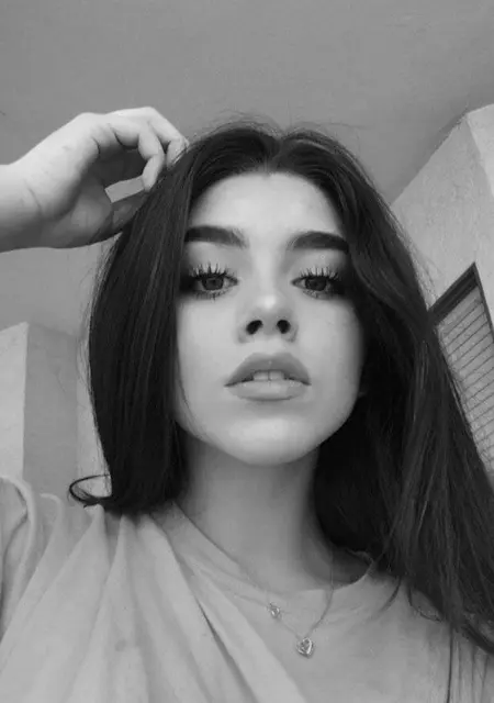 Christina из Херсона, ищу на сайте дружбу