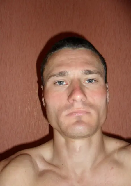 Я Харбард, 41 років, знайомлюсь для постійних стосунків у Кам'янському