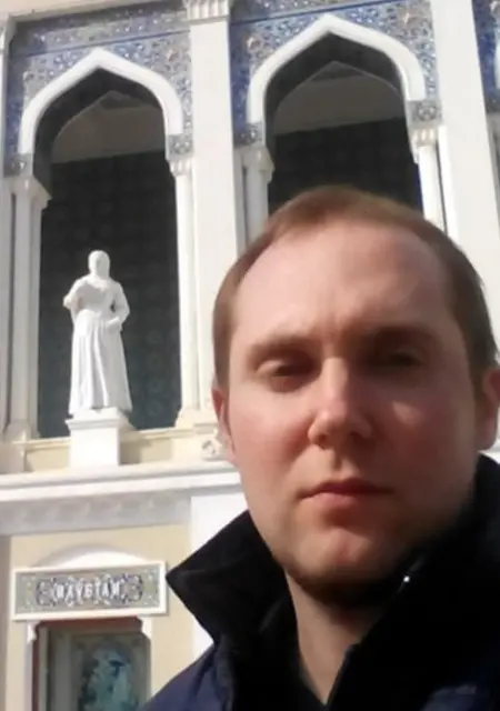 Олександр из Черкасс, мне 37, познакомлюсь на одну ночь