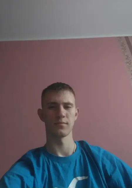 Глеб из Бреста, мне 19, познакомлюсь для общения