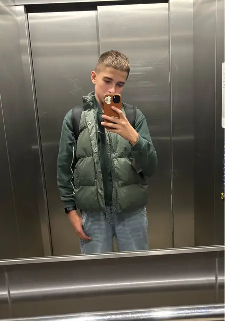 Я Дмитрий, 18, из Виттинген, ищу знакомство для вирта