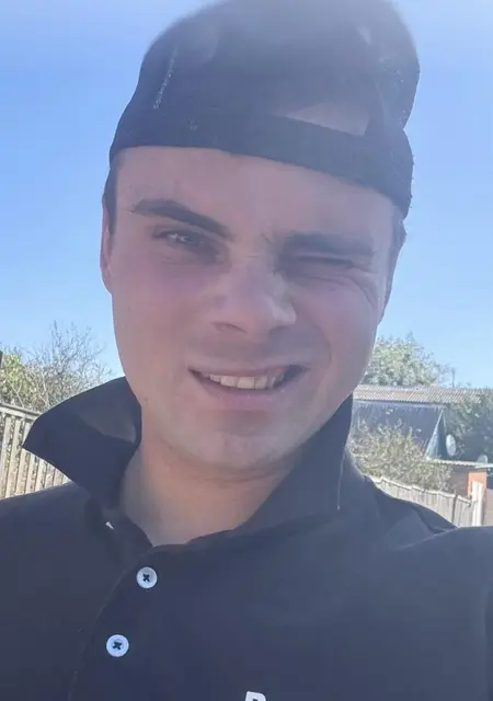 Я Владислав, 29, знакомлюсь для приятного времяпровождения в Киеве