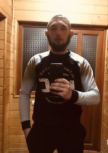 Denus из Львова, мне 20, познакомлюсь для вирта