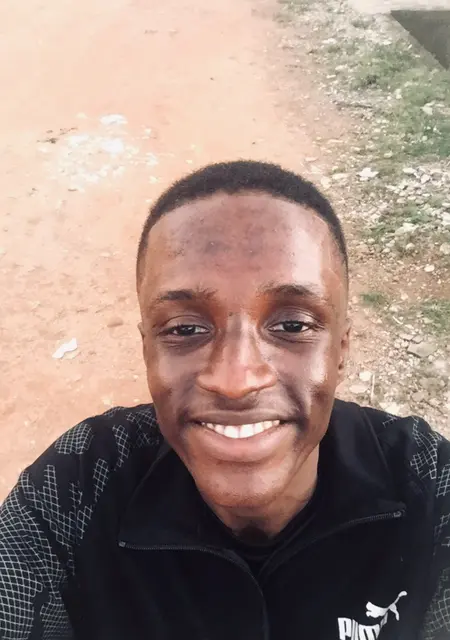 Я Henry, 19, знакомлюсь на одну ночь в Лондоне