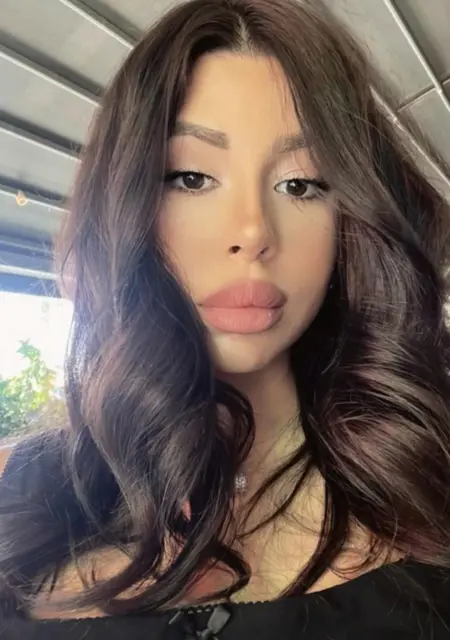 I'm Alina, 26 from Aberystwyth, seeking connections for open relationship