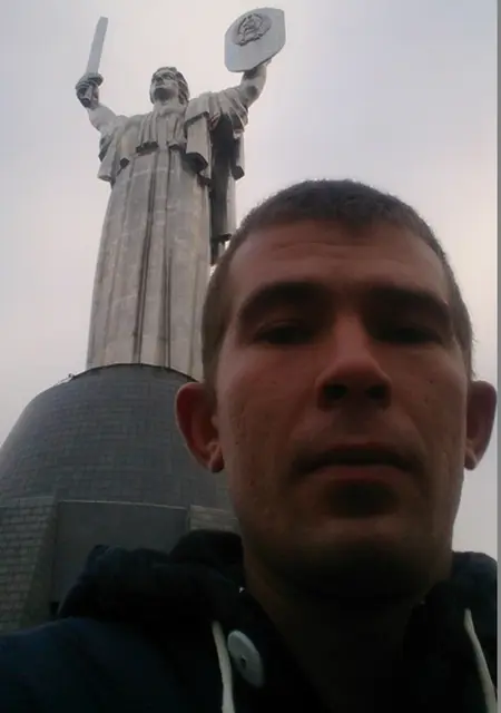 Игорь из Энергодара, мне 32, познакомлюсь для вирта