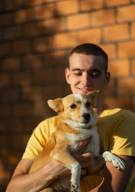 Я Саша, 24 років, знайомлюсь без зобов'язань у Дубно