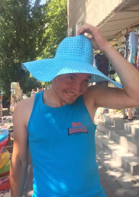 Віктор з Петрове, мені 39 років, познайомлюсь для спілкування