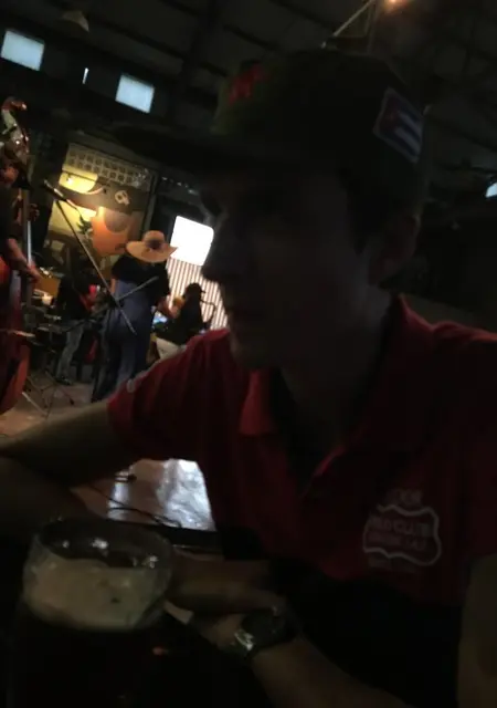 Vasya з Нова Каховка, шукаю на сайті знайомства без зобов'язань