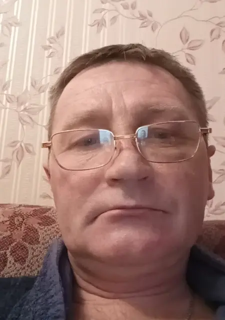 Я Алексей, 46, знакомлюсь для постоянных отношений в Бишкеке