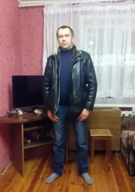 Александр из Пинска, ищу на сайте знакомства на одну ночь