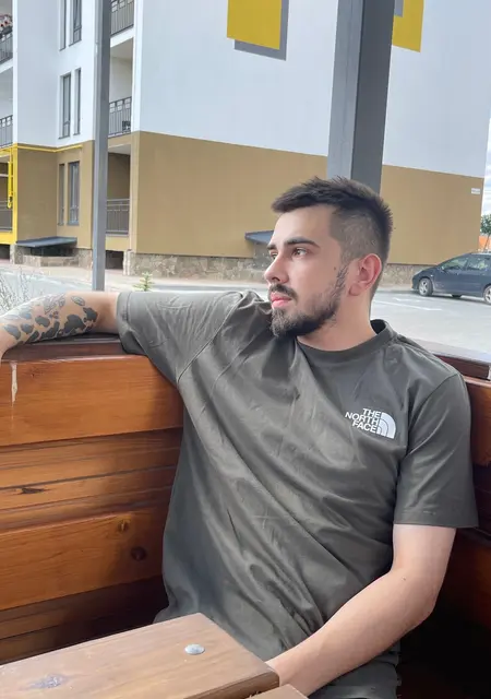 Назар з Луцька, шукаю на сайті знайомства на одну ніч