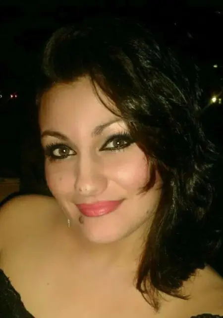 Isa из Мадрида, мне 38, познакомлюсь