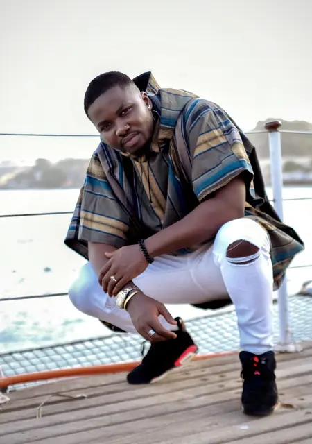 Soy Max Kartel, 33 años de Barcelona, busco conocer gente para relación a largo plazo