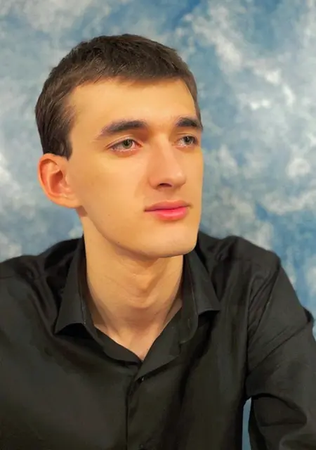 Я Илья, 22 років з Чернігова, шукаю знайомство для приємного проведення часу