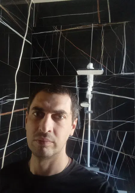 Я Андрей, 39, знакомлюсь без обязательств в Мариуполе