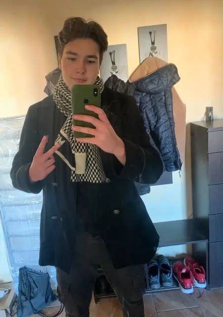 Назар из Полтавы, ищу на сайте знакомства на одну ночь