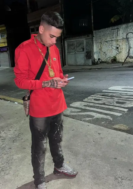 Я Vinicius, 25, из Сан-паулу, ищу знакомство для постоянных отношений