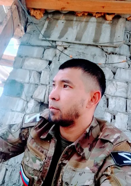 Ришат из Луганска, мне 33, познакомлюсь для приятного времяпровождения