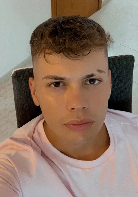 Soy Cojocarasu, 25 años, conociéndome para hacer nuevos amigos en Palma de Mallorca