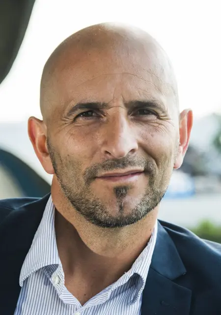 Я Johny, 42, из Кур, ищу знакомство для дружбы