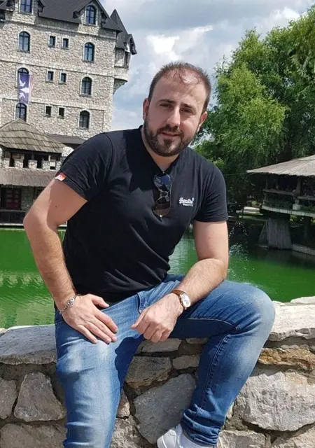 Я Boyan, 37, из Дубая, ищу знакомство