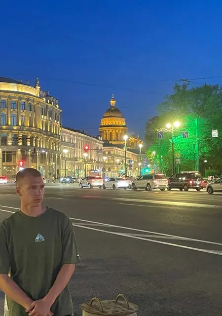 Антон из Новопскова, ищу на сайте знакомства на одну ночь