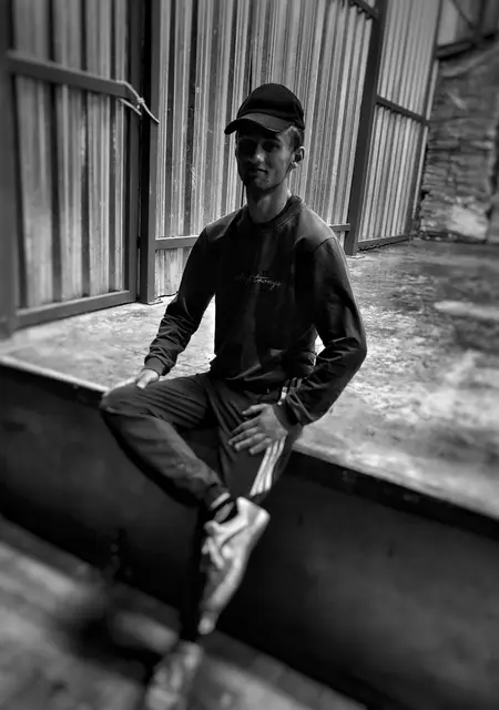 Вадим из Стрыя, мне 20, познакомлюсь без обязательств