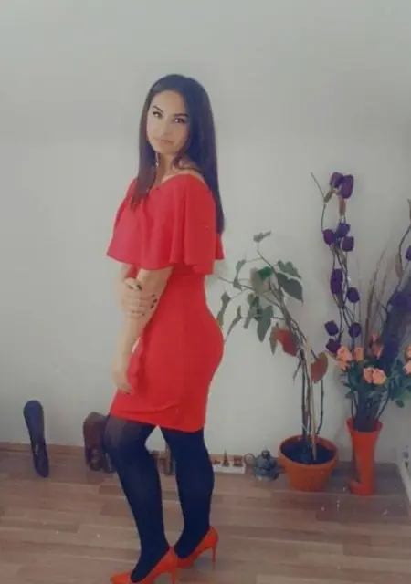 Я Rebeka, 22, из Мадрида, ищу знакомство