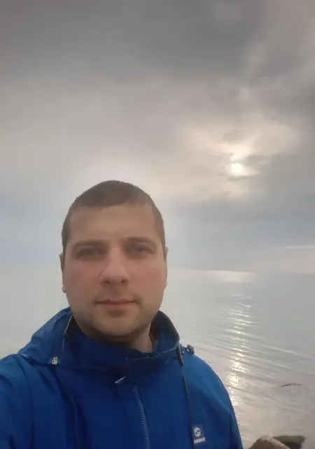 Сергей з Бердянська, шукаю на сайті приємне проведення часу