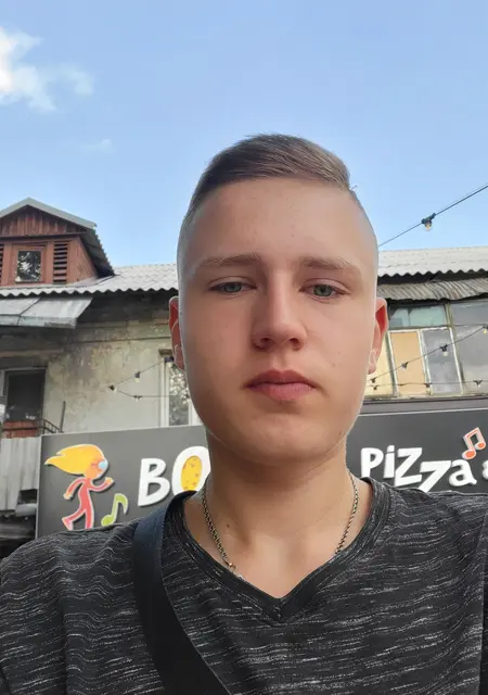 Иван з Запоріжжя, шукаю на сайті вірт