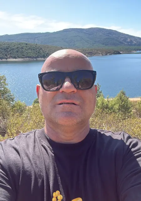 Soy Pedro Lopez, 57 años, conociéndome para lío de una noche en Madrid