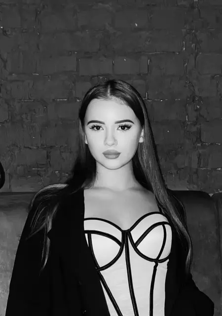 Катя из Ивано-Франковска, ищу на сайте вирта