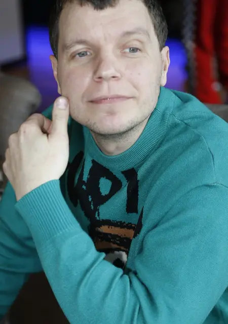 Павел из Франкфурта-на-майне, мне 40, познакомлюсь без обязательств