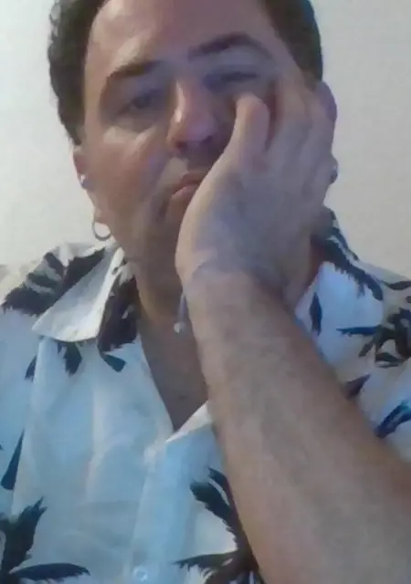 Santiago de Pontevedra, busco en el sitio hacer nuevos amigos