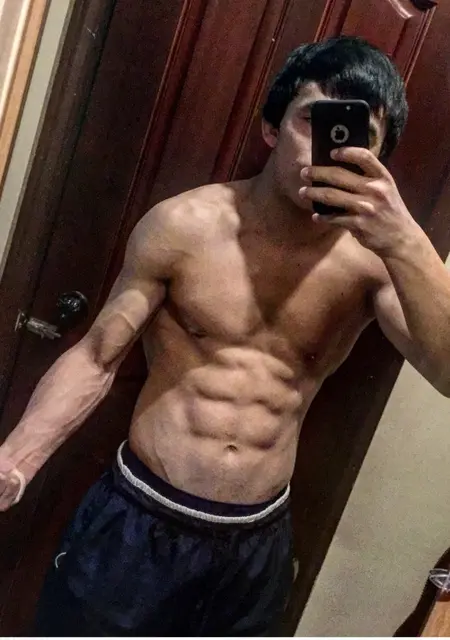 Я Алмас, 29, из Талдыкоргана, ищу знакомство для постоянных отношений